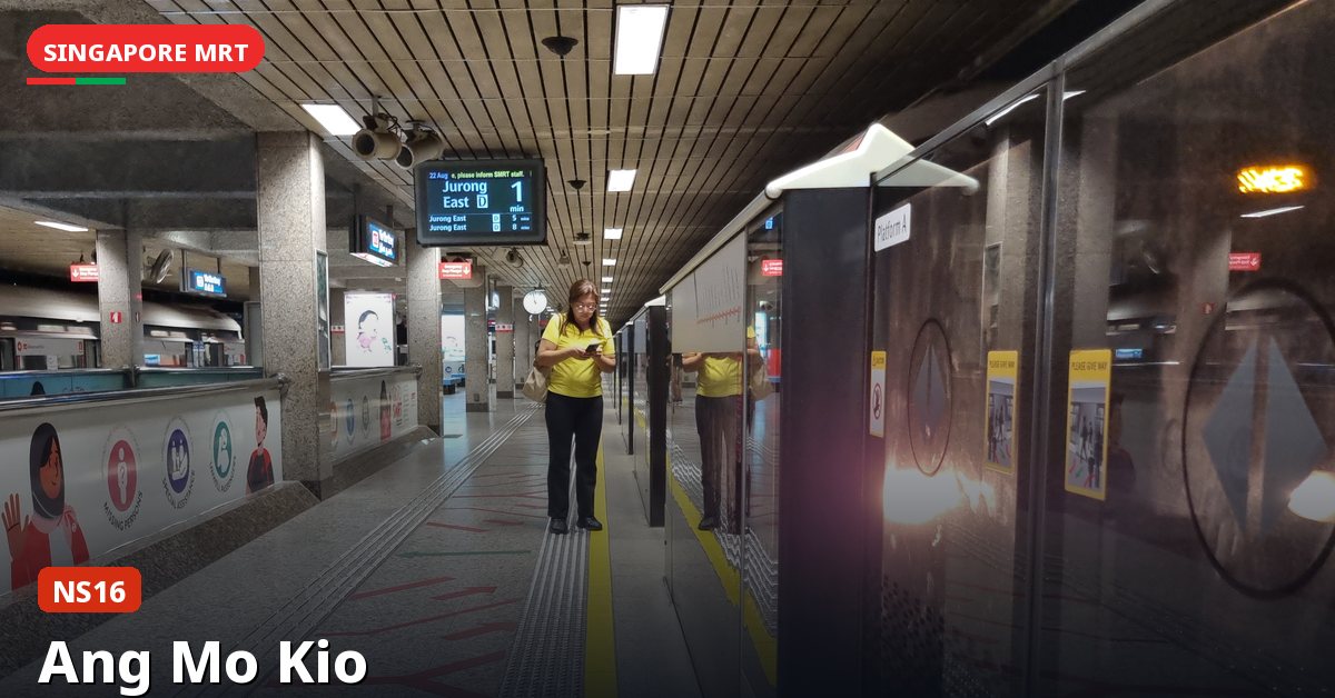 Ang Mo Kio MRT station in Singapore — North South Line (NS16)